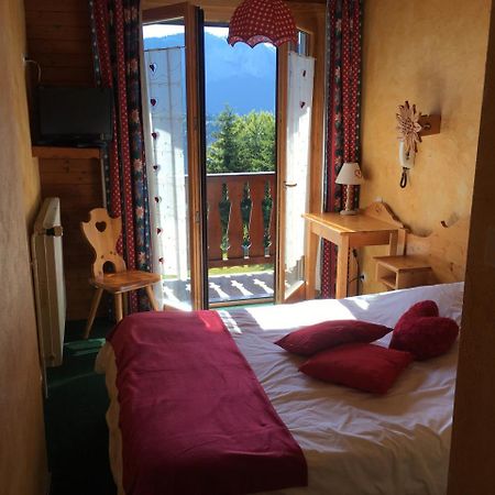 Hotel Les Skieurs Bellevaux ภายนอก รูปภาพ